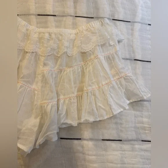 Free People In Full Swing Shorts White Lace Ruffle Boho M - Picture 13 of 14
